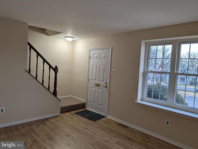 404 HOPKINS CT, North Wales, PA 19454