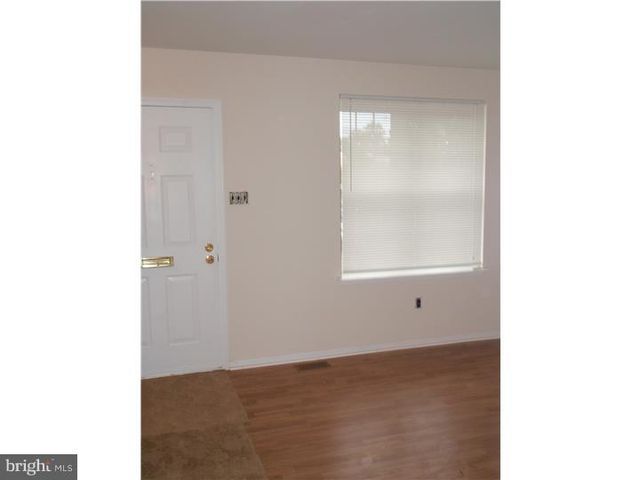 404 HOPKINS CT, North Wales, PA 19454