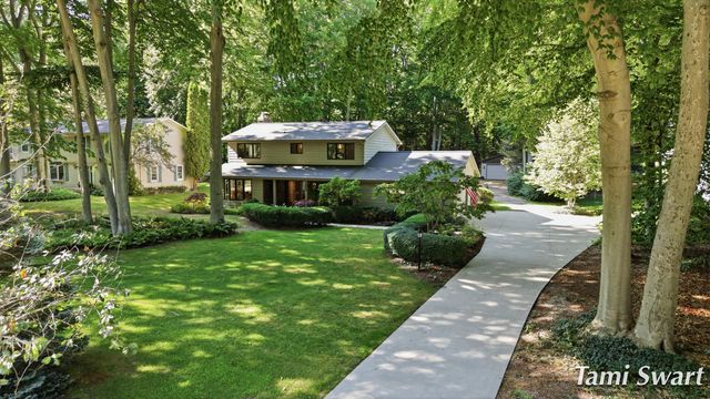 17565 Beech Hill Drive, Grand Haven Twp, MI 49417