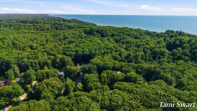 17565 Beech Hill Drive, Grand Haven Twp, MI 49417