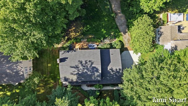 17565 Beech Hill Drive, Grand Haven Twp, MI 49417