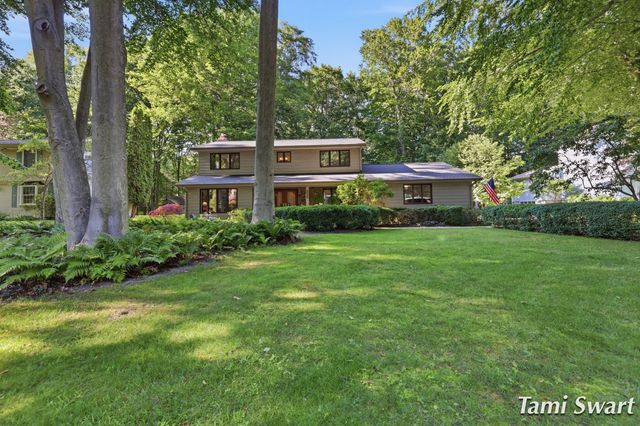 17565 Beech Hill Drive, Grand Haven Twp, MI 49417