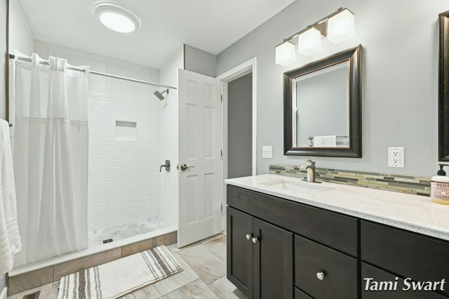 17565 Beech Hill Drive, Grand Haven Twp, MI 49417