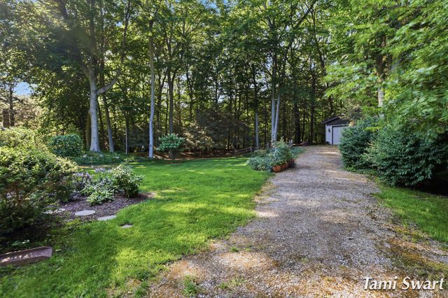 17565 Beech Hill Drive, Grand Haven Twp, MI 49417