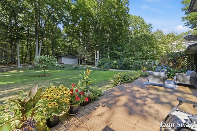 17565 Beech Hill Drive, Grand Haven Twp, MI 49417