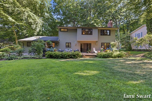 17565 Beech Hill Drive, Grand Haven Twp, MI 49417