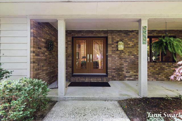 17565 Beech Hill Drive, Grand Haven Twp, MI 49417