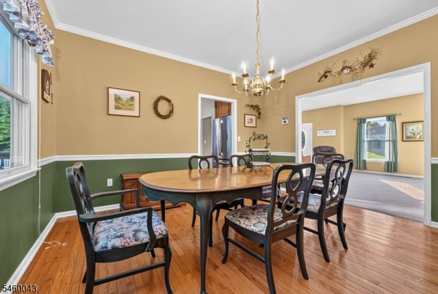 3 Cobblewood Ct, Lopatcong Twp., NJ 08865