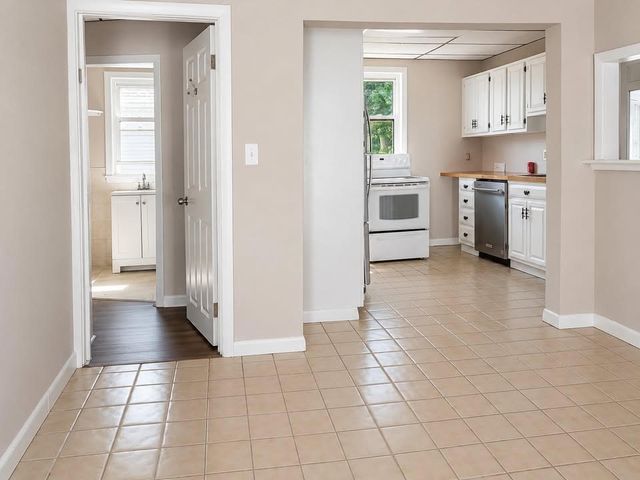 74 Madison Aven. 2, Everett, MA 02149