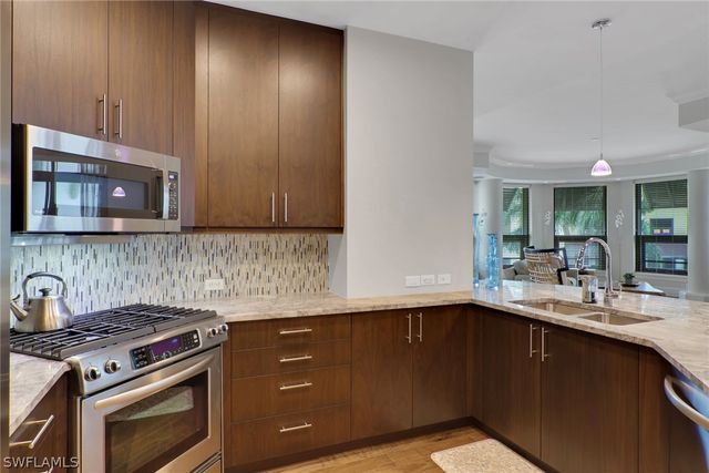 9123 Strada PL 7216, Naples, FL 34108