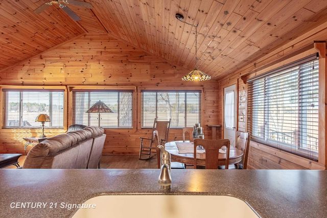 777 Kaypat Street, Hope, MI 48628
