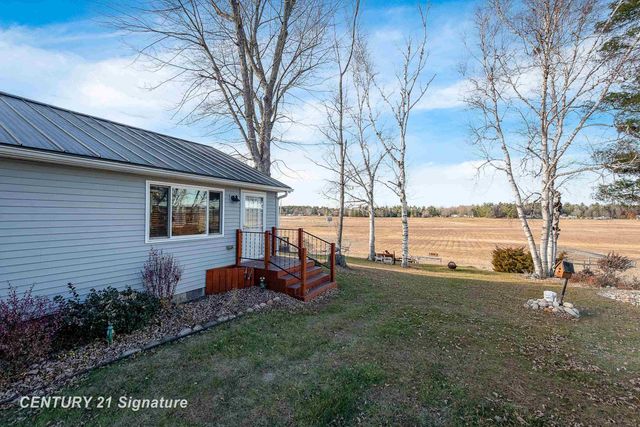 777 Kaypat Street, Hope, MI 48628