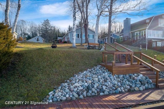 777 Kaypat Street, Hope, MI 48628