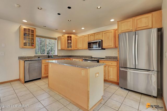 2231 Mona Avenue, Anchorage, AK 99516