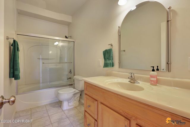 2231 Mona Avenue, Anchorage, AK 99516