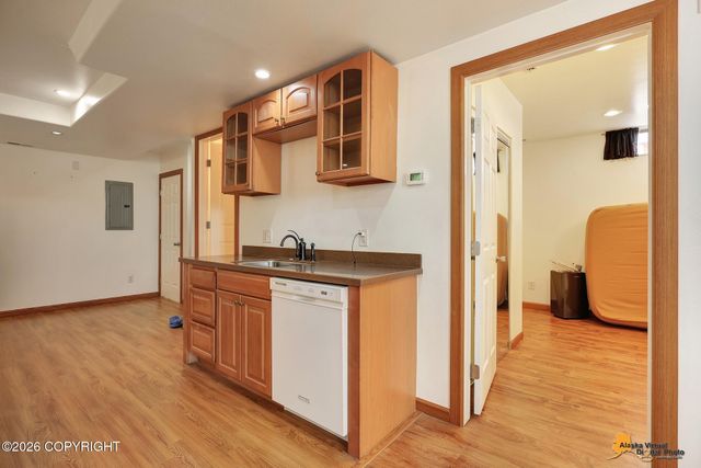 2231 Mona Avenue, Anchorage, AK 99516