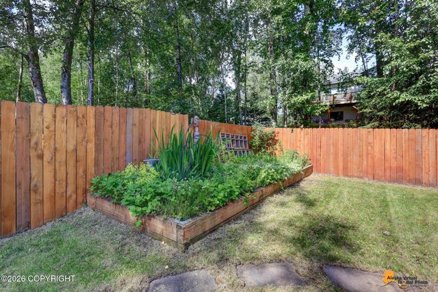 2231 Mona Avenue, Anchorage, AK 99516