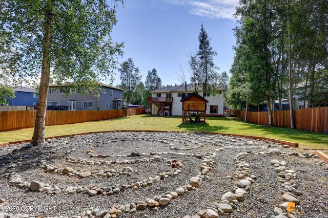 2231 Mona Avenue, Anchorage, AK 99516