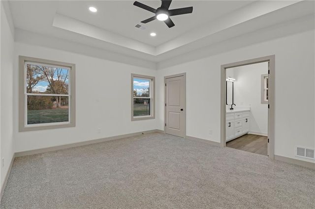 405 N Armstrong Street, Pleasant Hill, MO 64080
