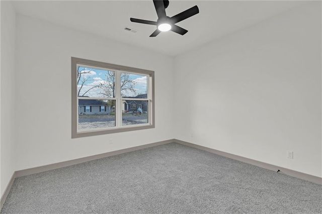 405 N Armstrong Street, Pleasant Hill, MO 64080