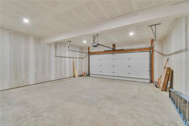 405 N Armstrong Street, Pleasant Hill, MO 64080