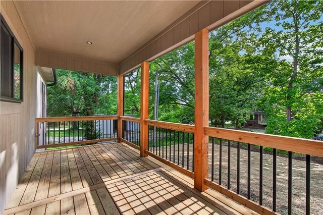 405 N Armstrong Street, Pleasant Hill, MO 64080
