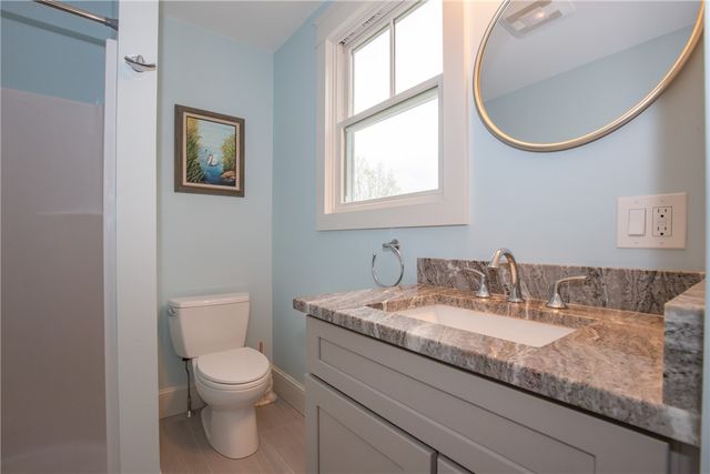 5 Gillies Court, Newport, RI 02840