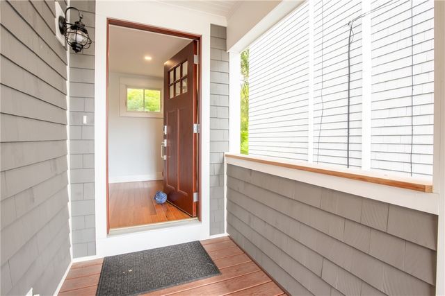 5 Gillies Court, Newport, RI 02840