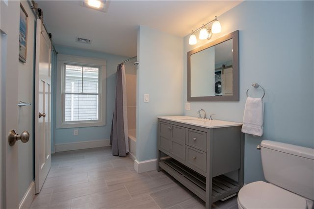 5 Gillies Court, Newport, RI 02840