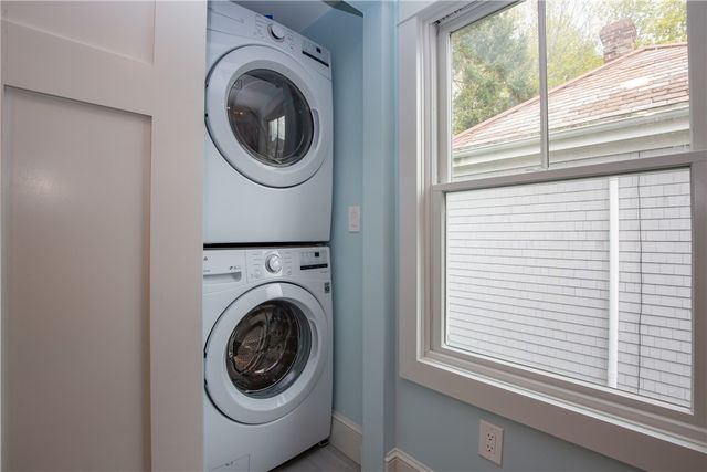 5 Gillies Court, Newport, RI 02840