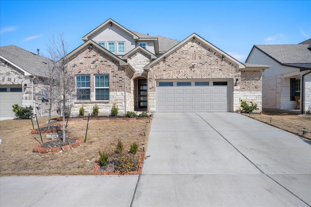 420 Deerpath ST, Leander, TX 78641