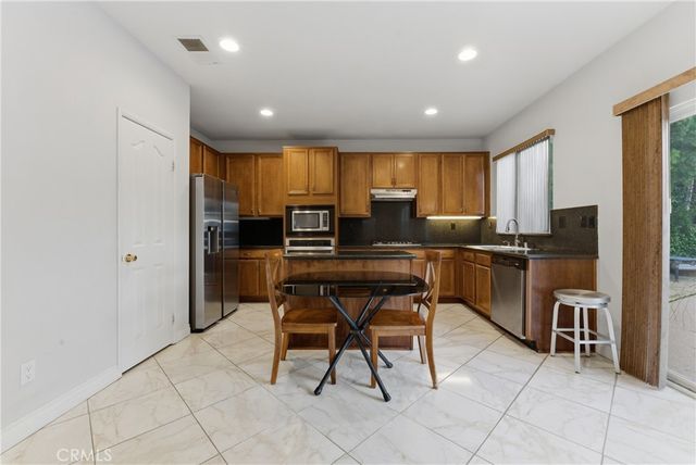 2982 Glendower Court, Castaic, CA 91384