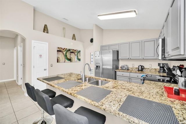 606 BALMORAL DRIVE, Davenport, FL 33896