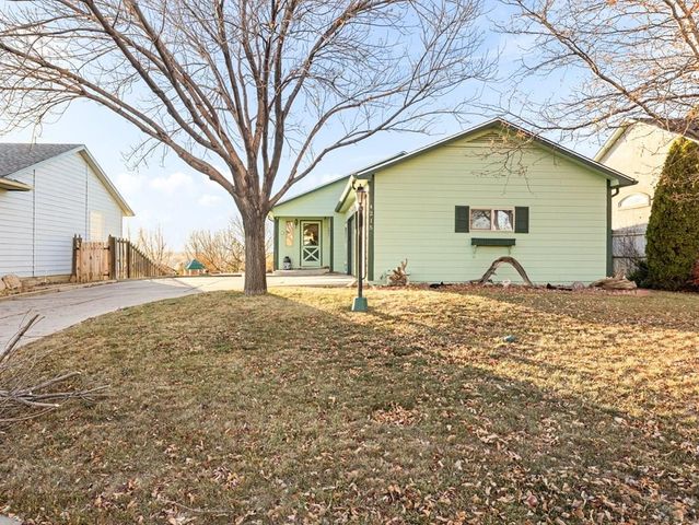 4215 Sentinel Place, Pueblo, CO 81008