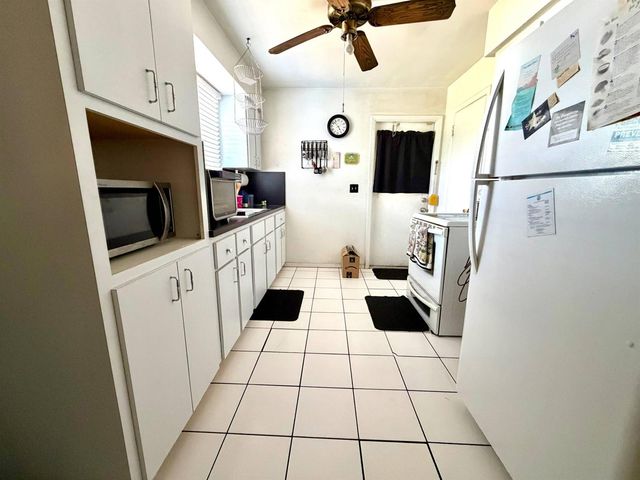 1117 W 23rd Street, Riviera Beach, FL 33404