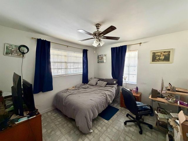 1117 W 23rd Street, Riviera Beach, FL 33404