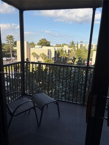 17 Royal Palm Way 4040, Boca Raton, FL 33432