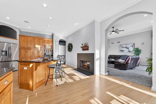 W132N6509 West View COURT, Menomonee Falls, WI 53051