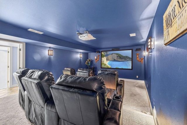 W132N6509 West View COURT, Menomonee Falls, WI 53051