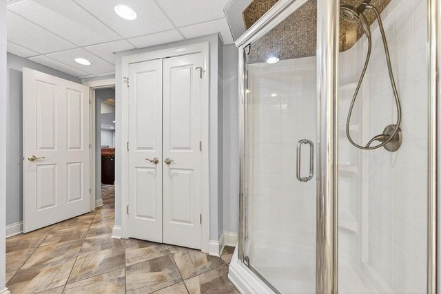 W132N6509 West View COURT, Menomonee Falls, WI 53051