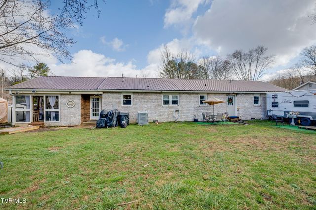2104 Miller Lane, Johnson City, TN 37604