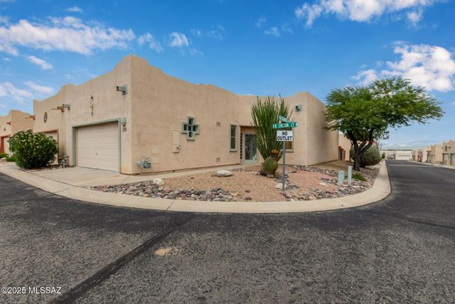 1200 N Chilson Court, Green Valley, AZ 85614