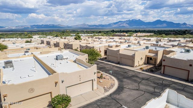 1200 N Chilson Court, Green Valley, AZ 85614