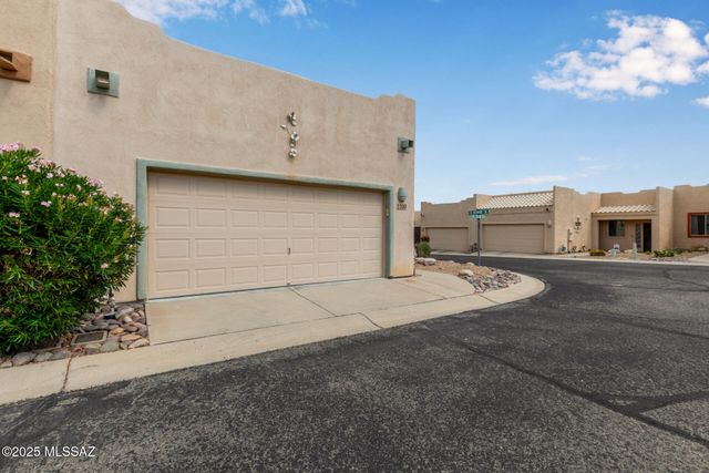 1200 N Chilson Court, Green Valley, AZ 85614