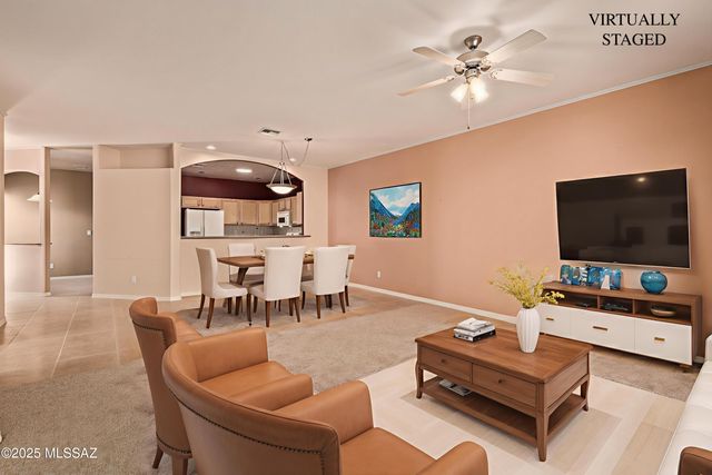 1200 N Chilson Court, Green Valley, AZ 85614