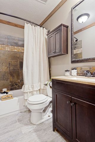 217 N Heights Drive, Crowley, TX 76036