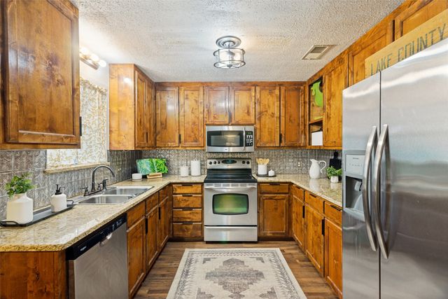 217 N Heights Drive, Crowley, TX 76036