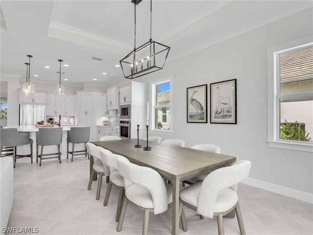 8850 Calypso CT, Naples, FL 34112