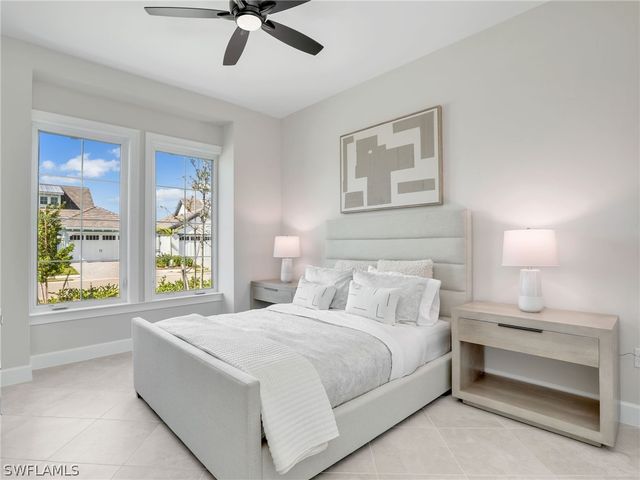 8850 Calypso CT, Naples, FL 34112