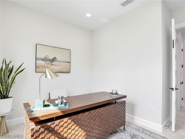 8850 Calypso CT, Naples, FL 34112